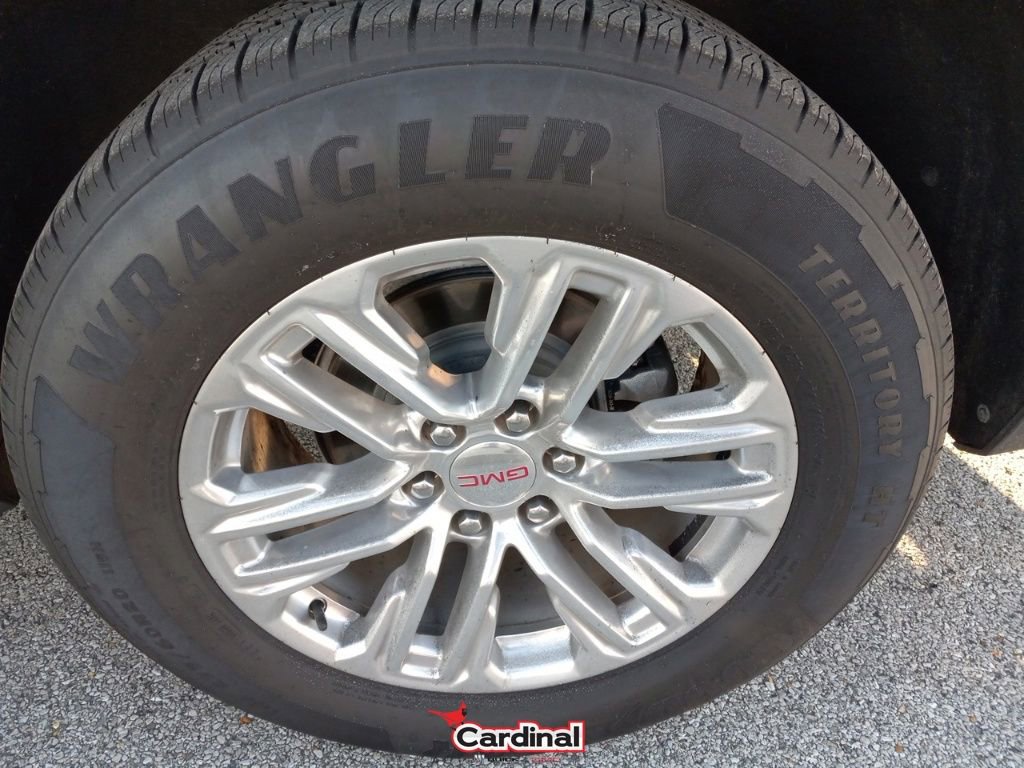 Used 2022 GMC Yukon XL SLE w/ Gmc Pro Safety Plus Package image 12