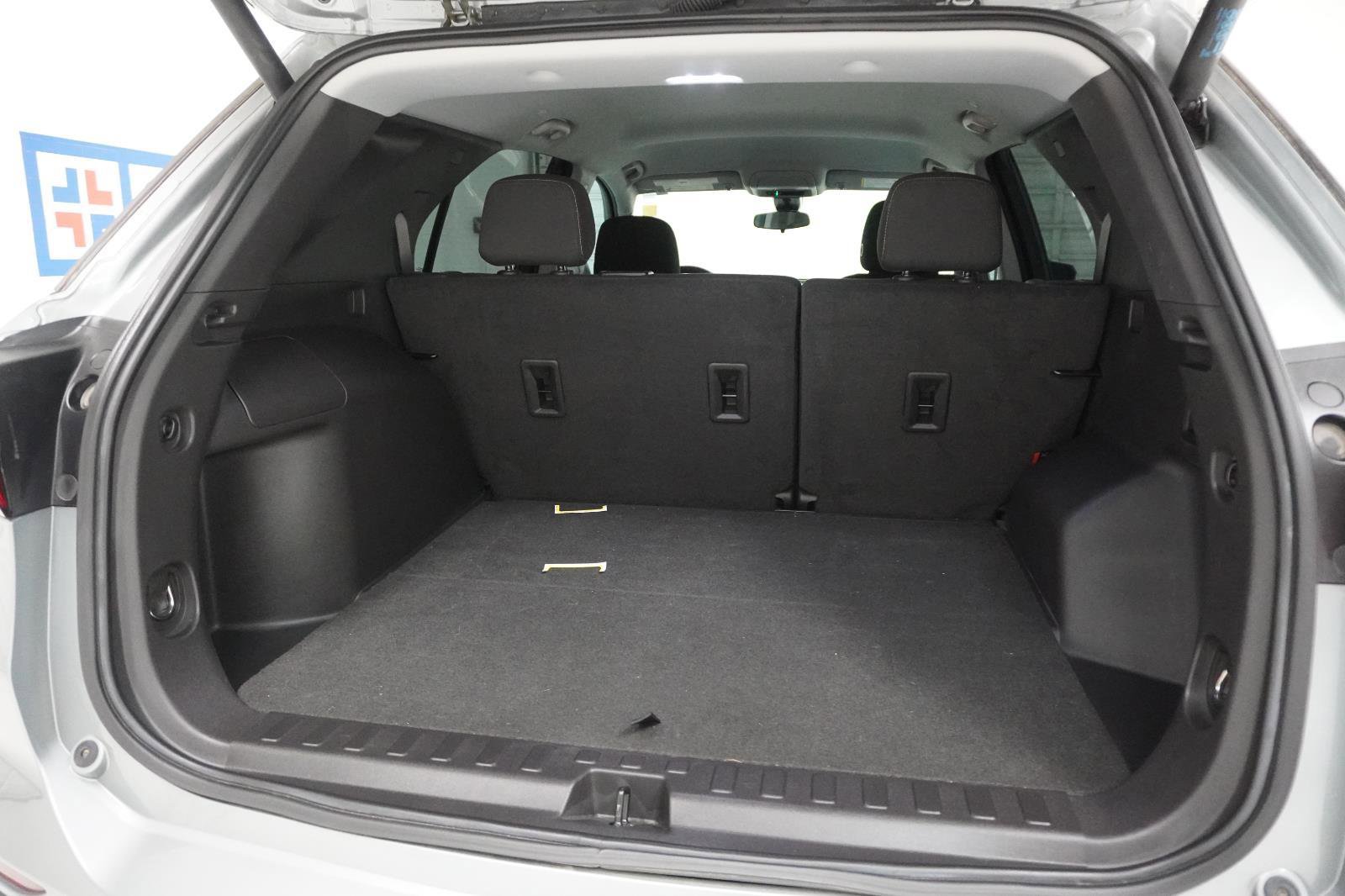 Used 2023 Chevrolet Equinox LT image 8