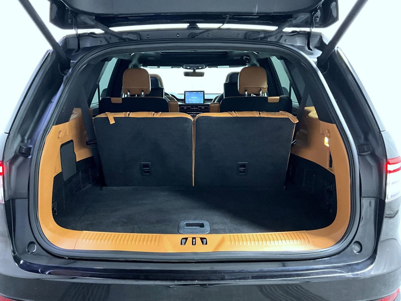 Certified 2023 Lincoln Aviator Black Label w/ Jet Package image 25