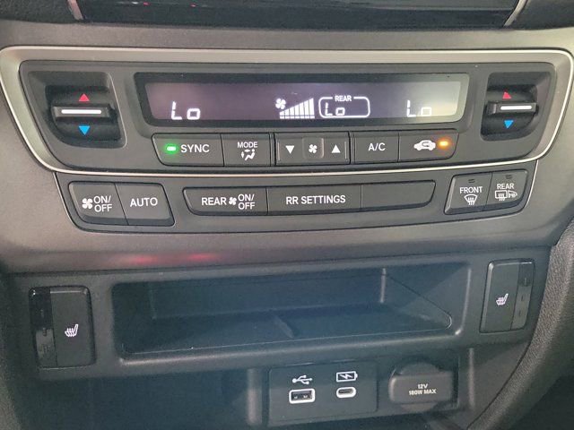 Certified 2025 Honda Passport EX-L image 30