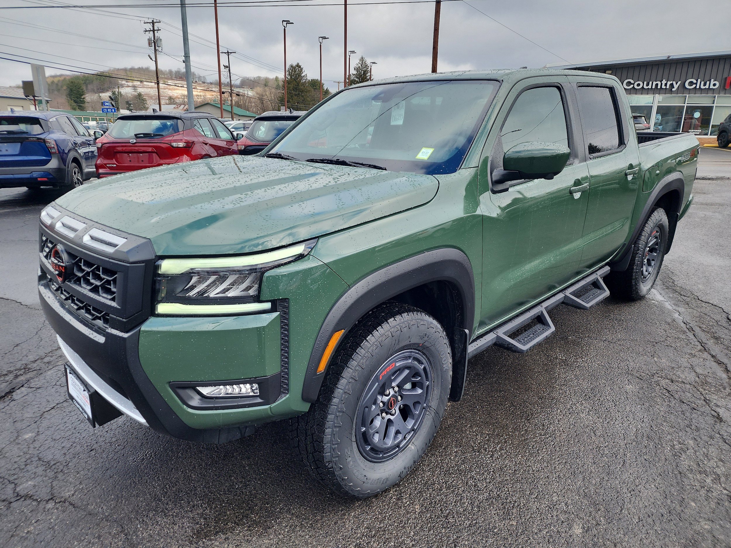 New 2026 Nissan Frontier PRO-4X w/ Pro-4x Convenience Package image 4