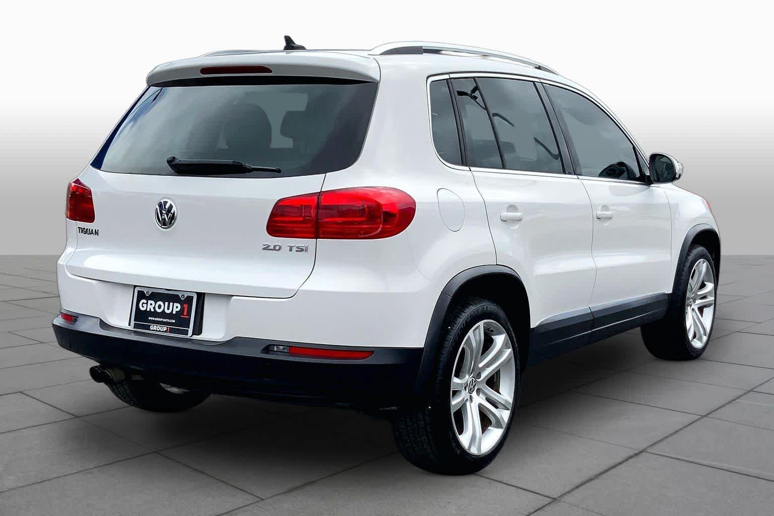 Used 2012 Volkswagen Tiguan SEL FWD image 12