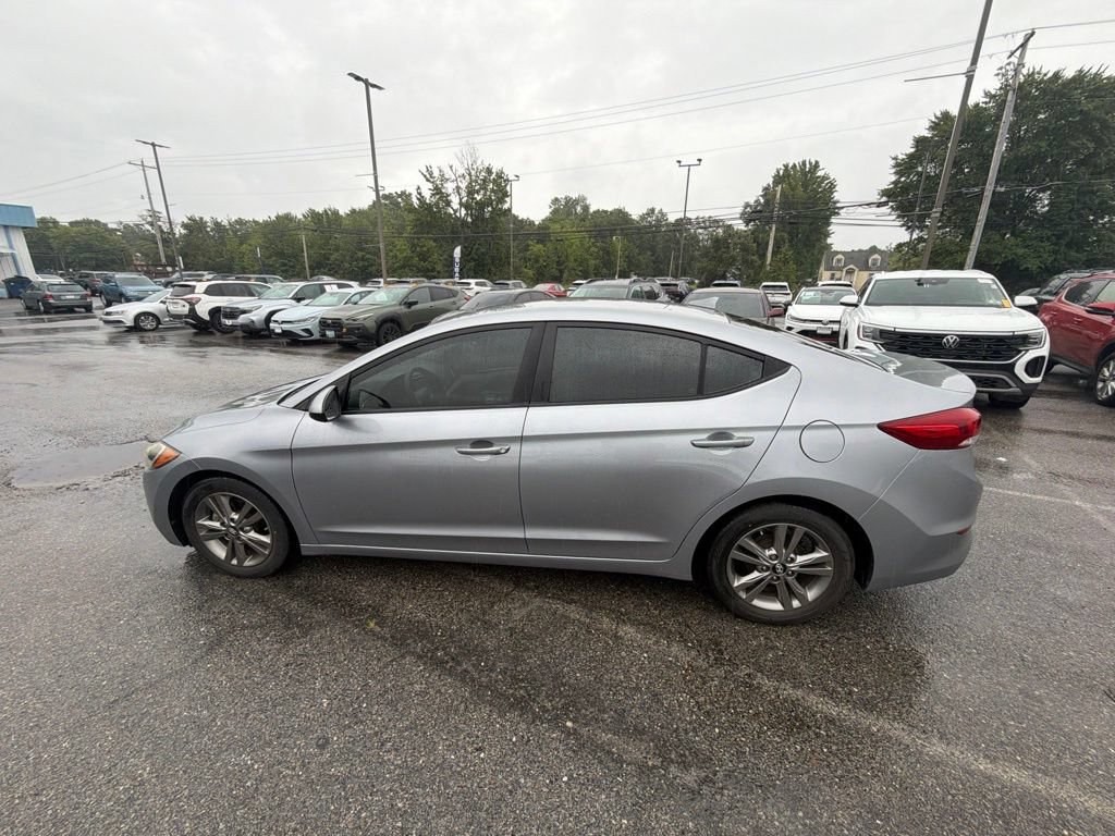 Used 2017 Hyundai Elantra SE FWD image 7