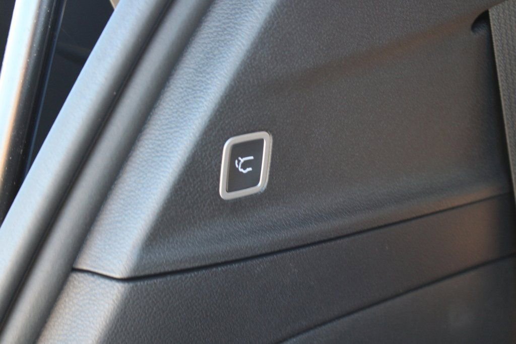 New 2026 Chrysler Pacifica Pinnacle image 36