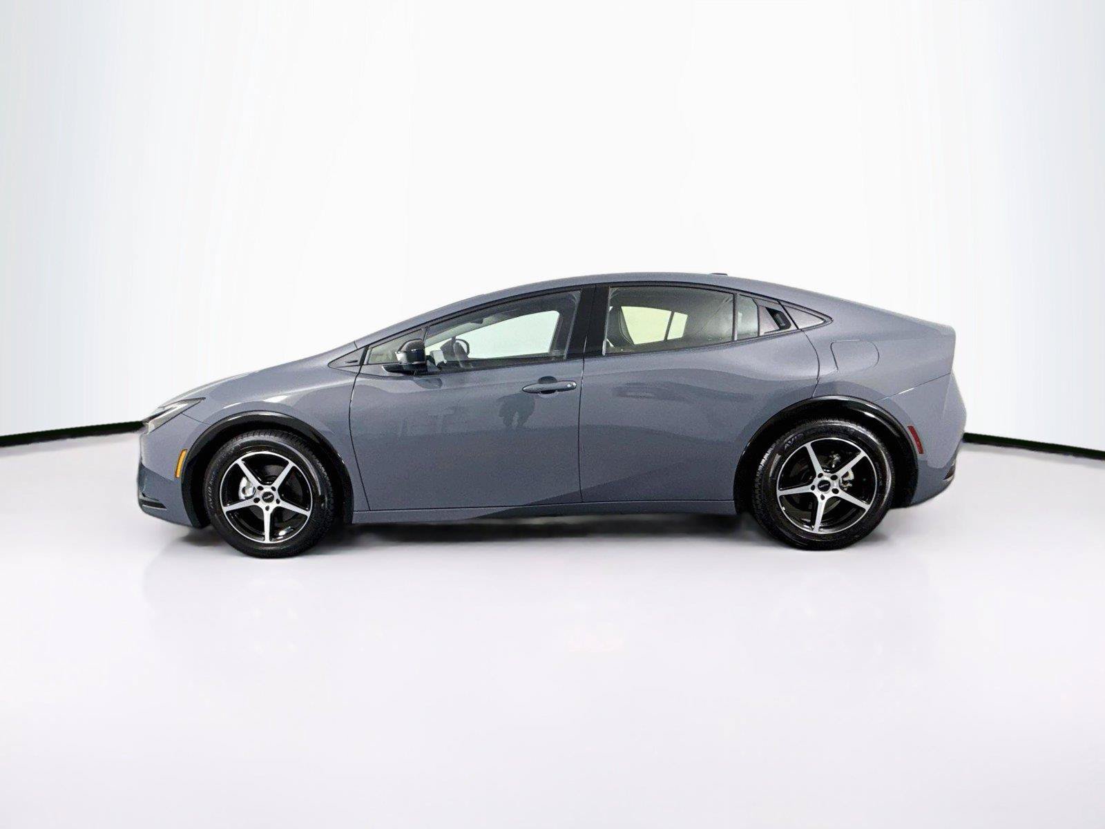 Certified 2026 Toyota Prius Plug-In Hybrid FWD image 14