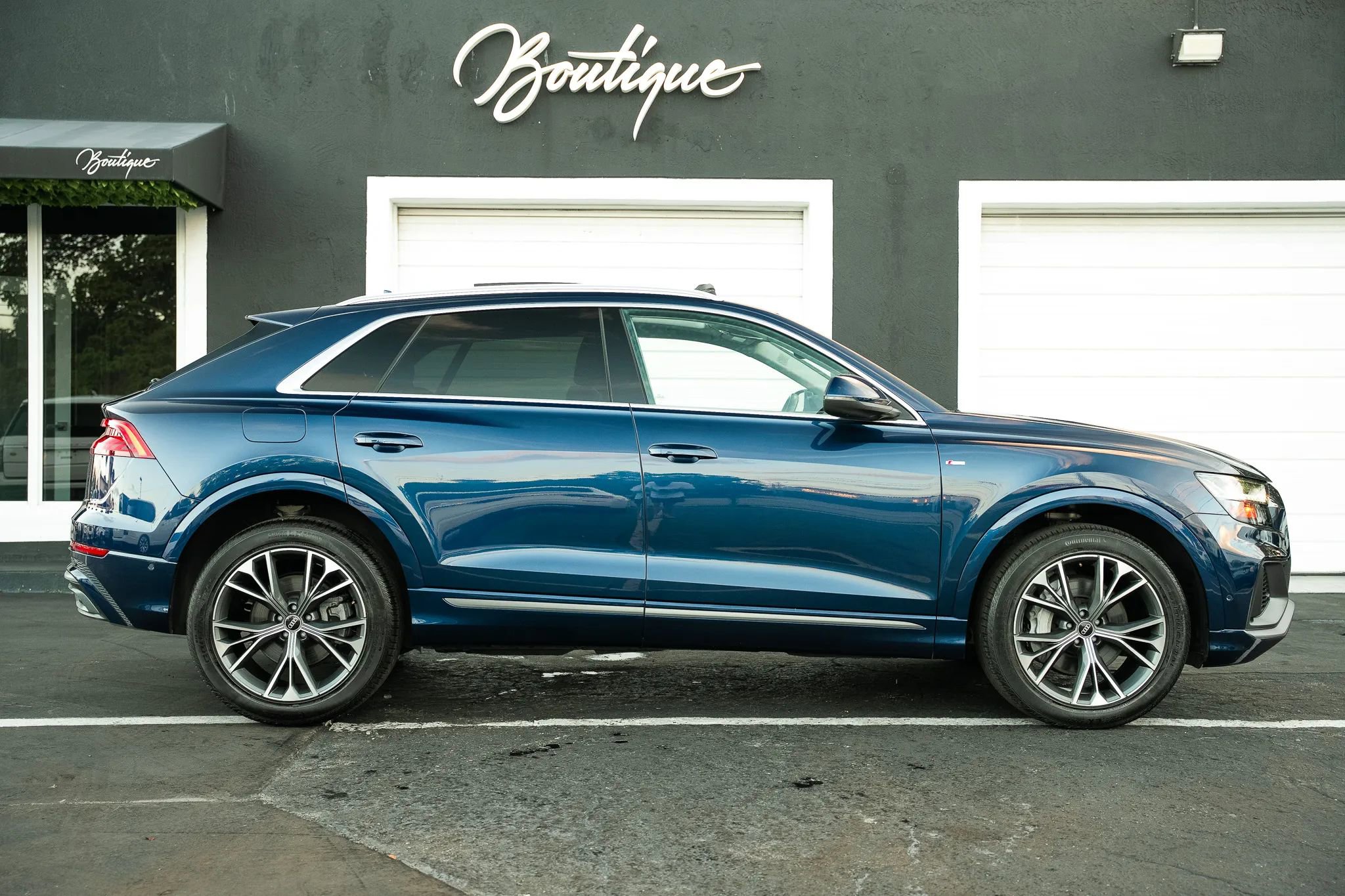 Used 2022 Audi Q8 Premium Plus AWD/4WD video 2