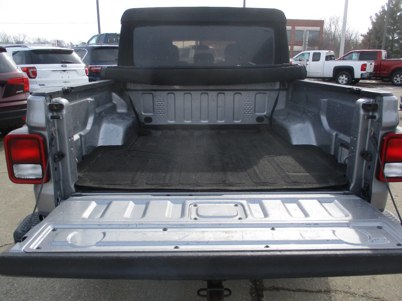 Used 2020 Jeep Gladiator Sport w/ Quick Order Package 24S image 6