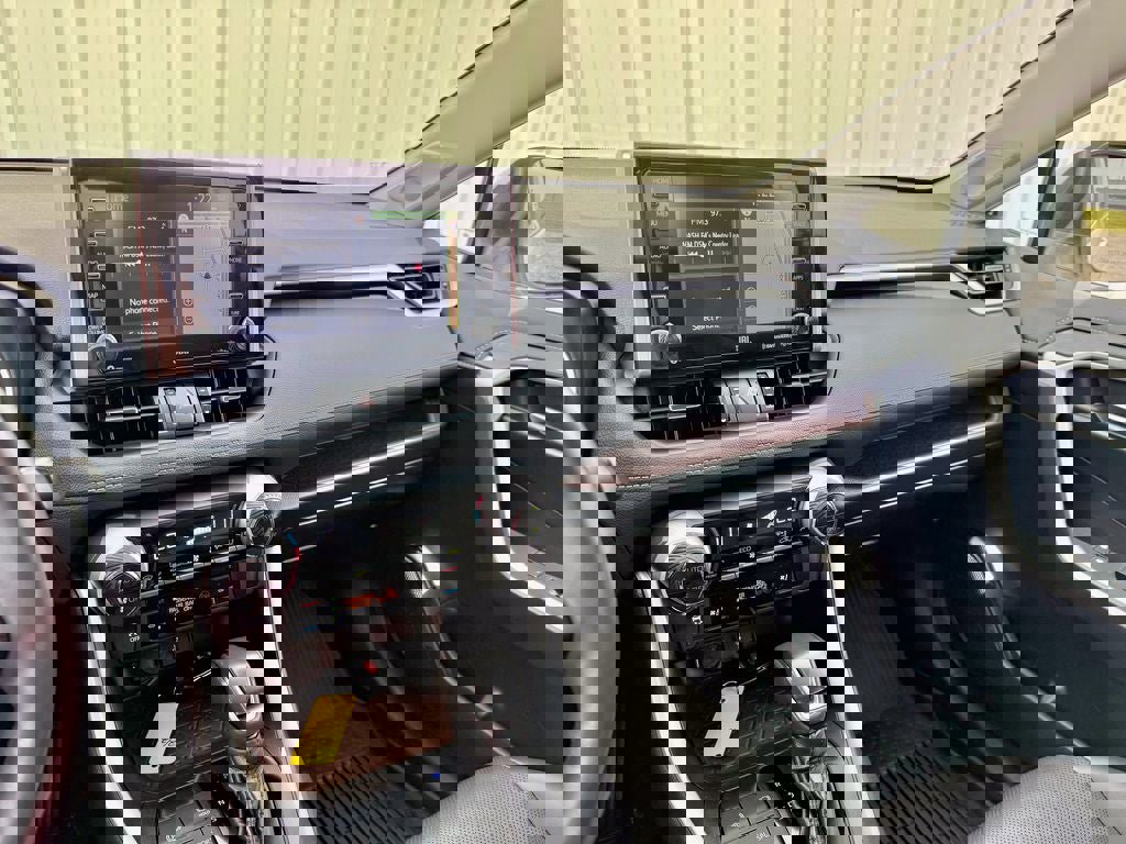 Used 2021 Toyota RAV4 Limited w/ Limited Grade Weather Package AWD/4WD image 23