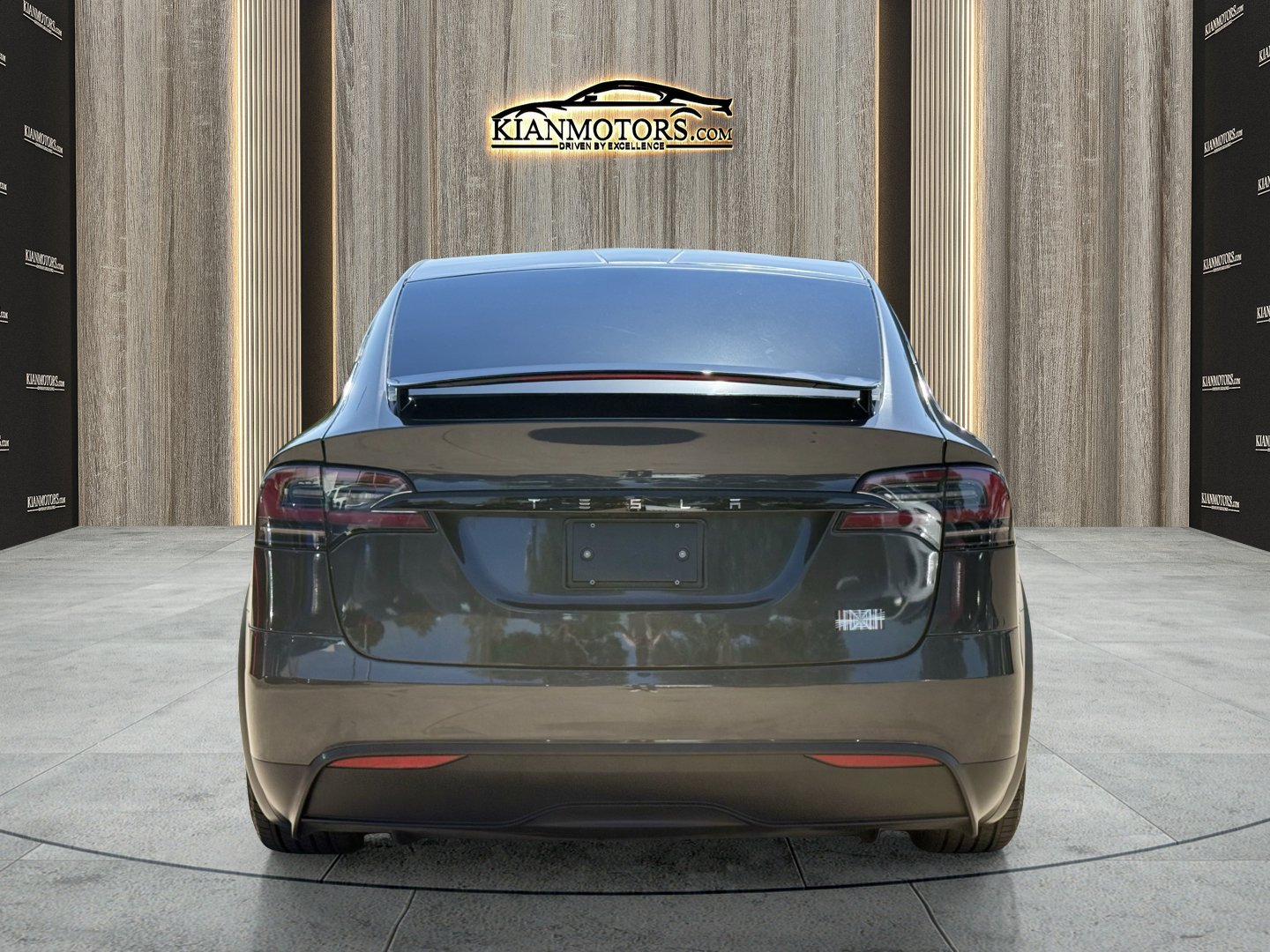 Used 2025 Tesla Model X Plaid AWD/4WD image 10