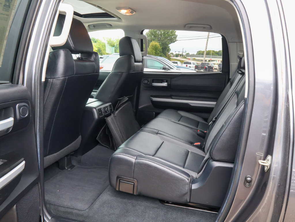 Used 2020 Toyota Tundra Limited w/ Limited Premium Package AWD/4WD image 11