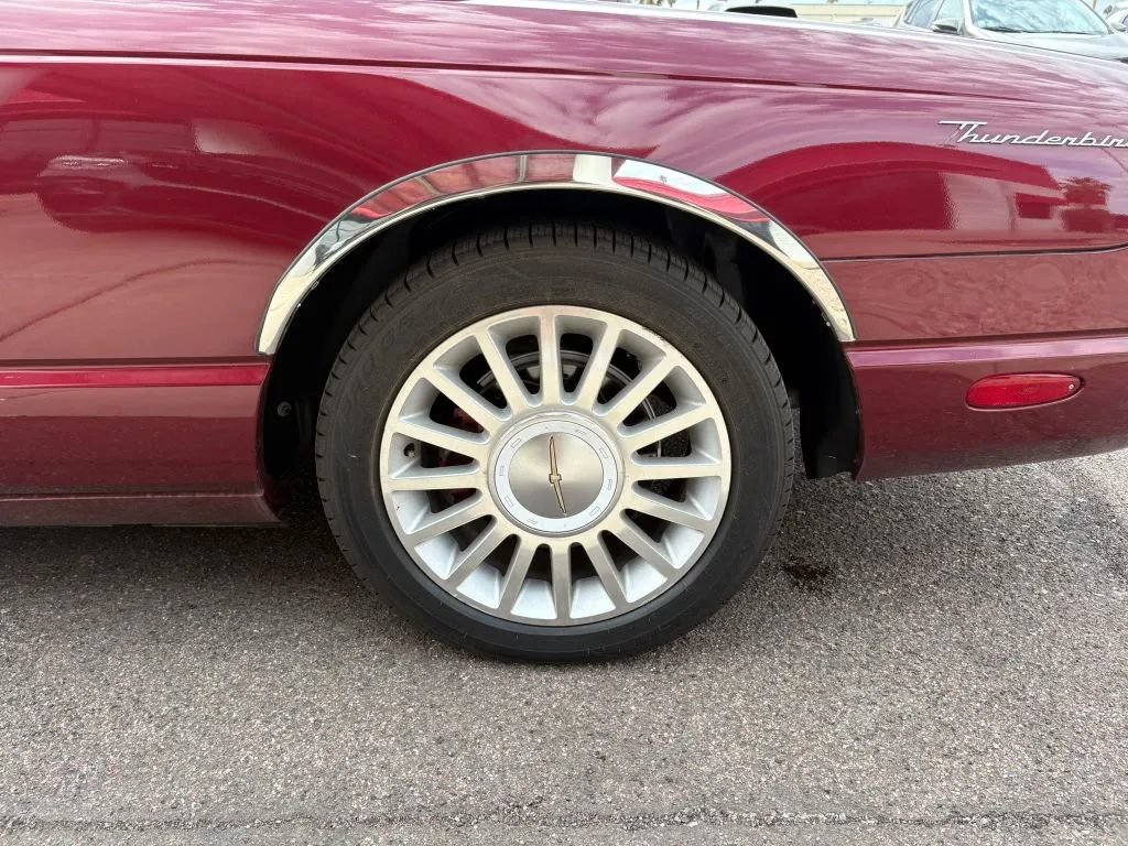 Used 2004 Ford Thunderbird RWD image 16