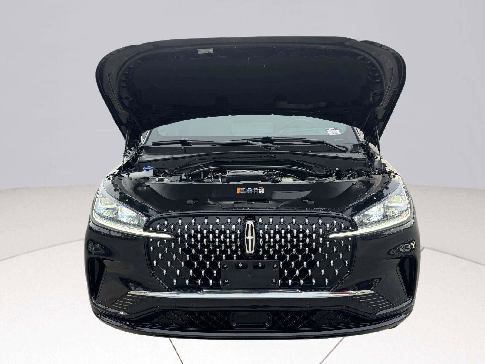 Used 2025 Lincoln Aviator Black Label AWD/4WD image 70