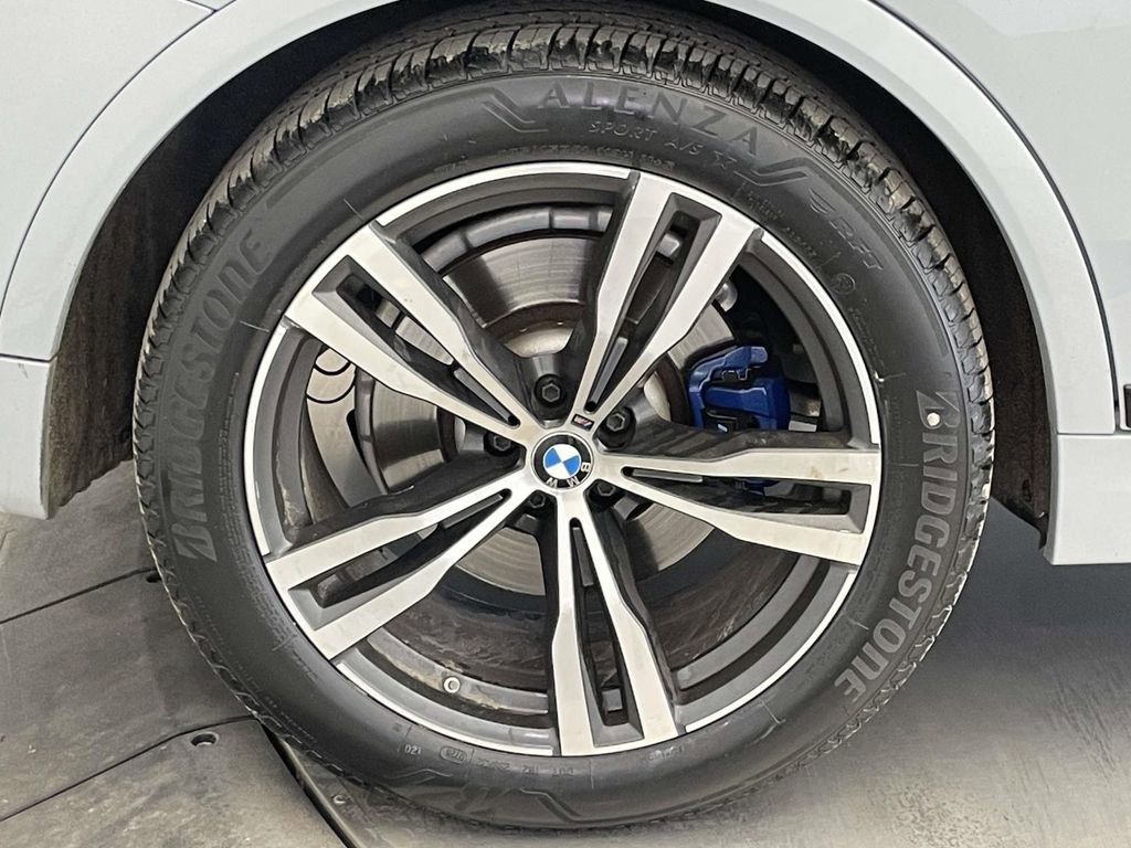 Used 2023 BMW X7 xDrive40i w/ Executive Package image 13