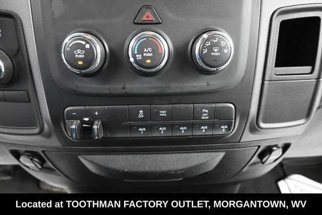 Used 2018 RAM 2500 Tradesman w/ Chrome Appearance Group AWD/4WD image 14