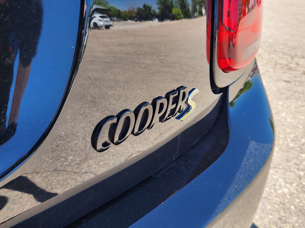 Used 2024 MINI Cooper SE FWD image 28