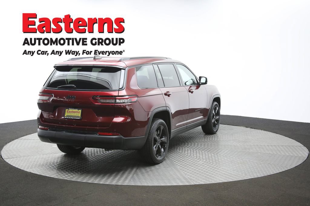 Used 2023 Jeep Grand Cherokee L Laredo image 38