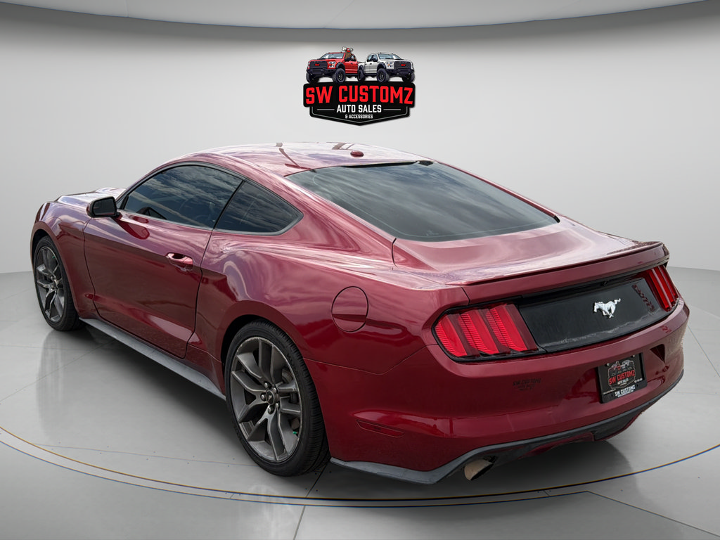 Used 2015 Ford Mustang Premium RWD image 5