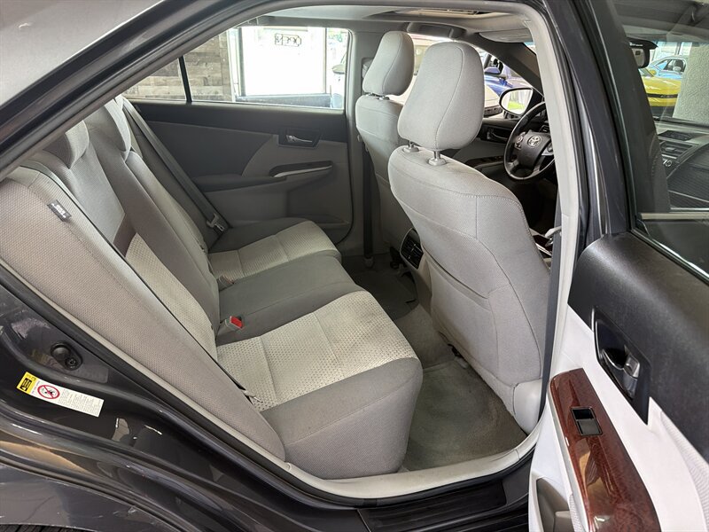 Used 2012 Toyota Camry XLE w/ Convenience Pkg FWD image 22