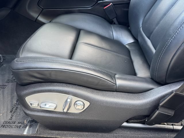 Used 2021 Porsche Macan AWD/4WD image 15