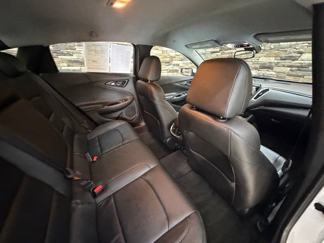Used 2016 Chevrolet Malibu LT w/ Leather Package FWD image 33