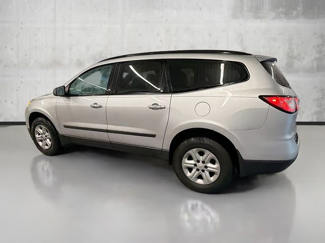 Used 2017 Chevrolet Traverse LS image 8