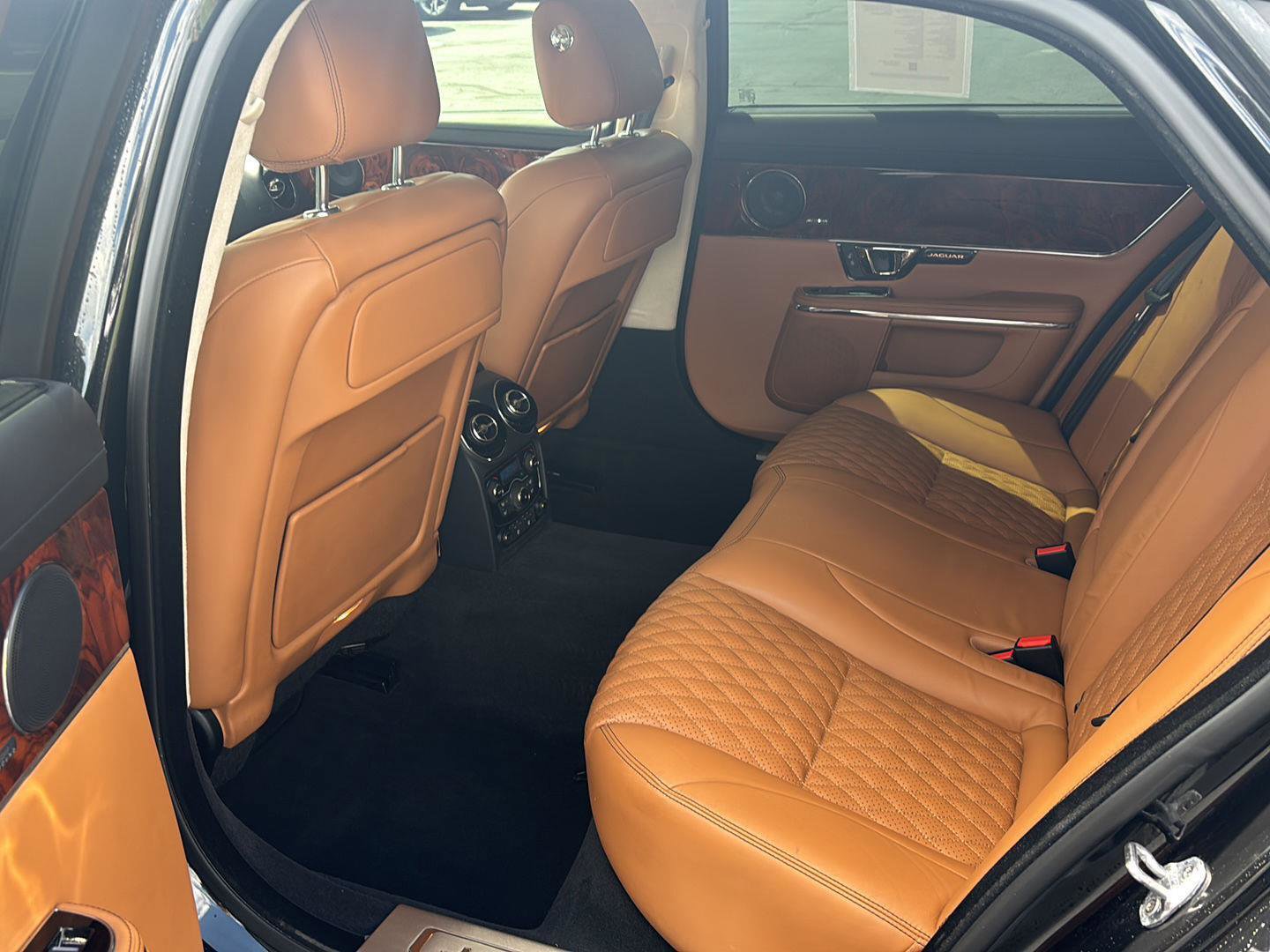 Used 2018 Jaguar XJ L Portfolio RWD image 12
