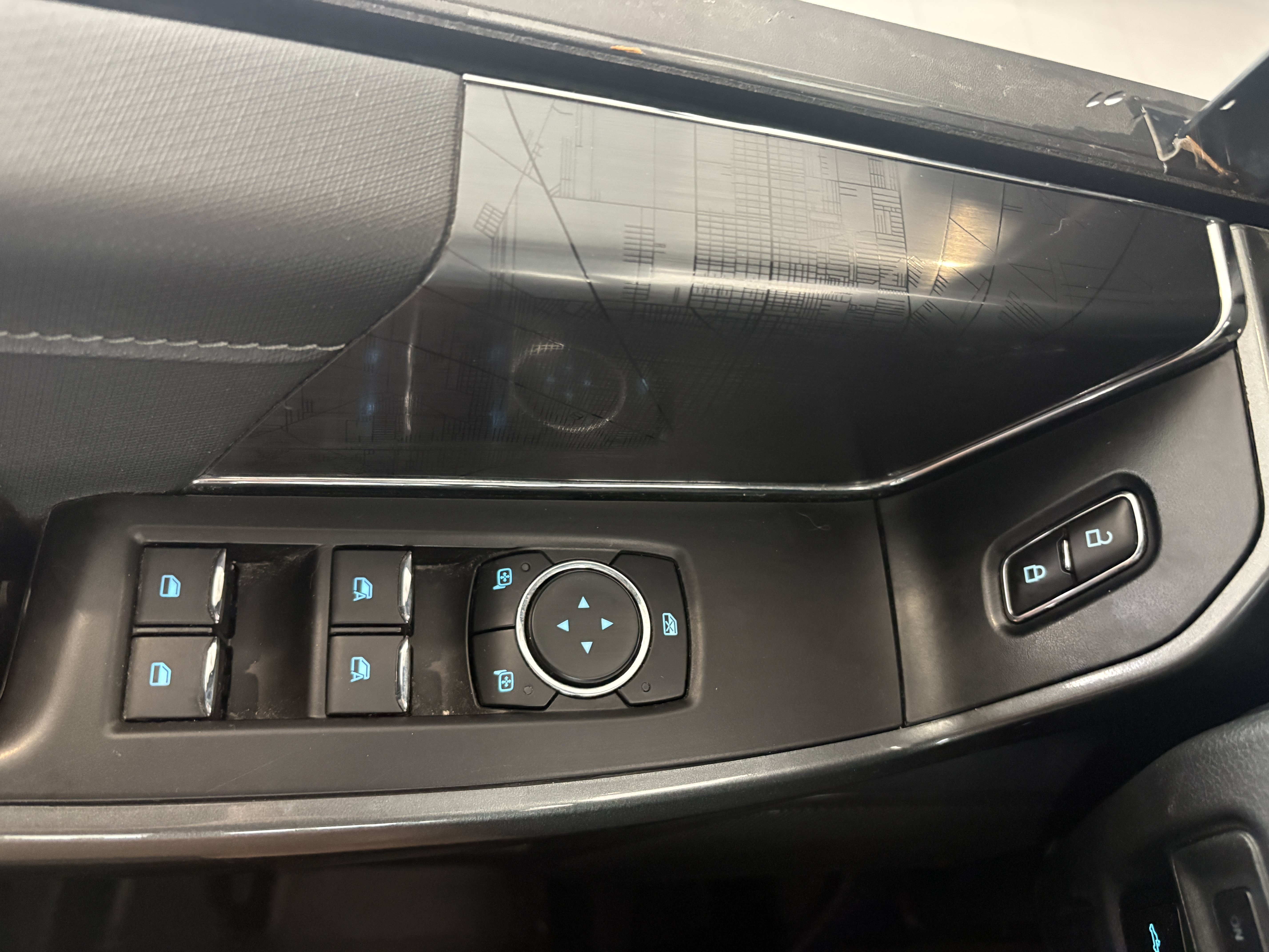 Used 2023 Ford F150 XLT w/ Equipment Group 302A High AWD/4WD image 11
