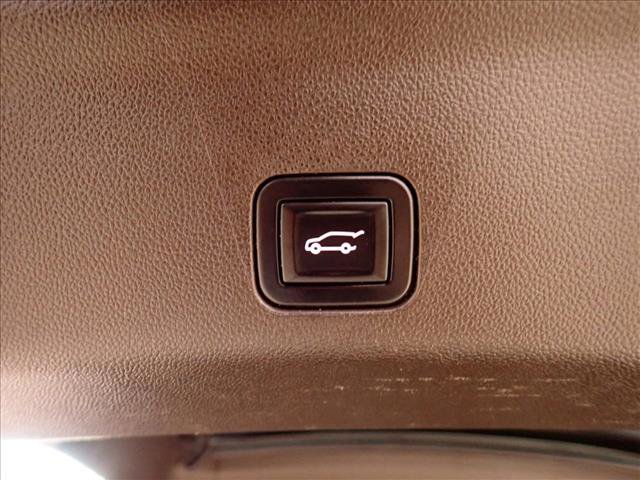 Used 2022 Chevrolet Tahoe LT w/ LT Signature Package image 8