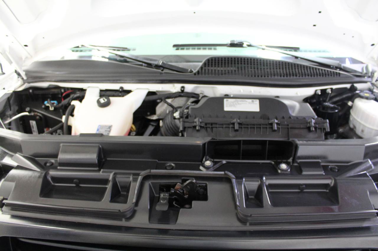 Used 2021 GMC Savana 2500 w/ Enhanced Convenience Package RWD image 30