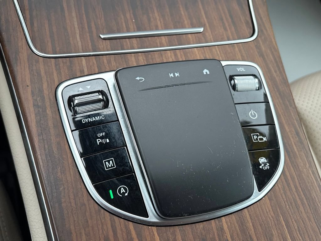 Used 2022 Mercedes-Benz GLC 300 4MATIC image 18