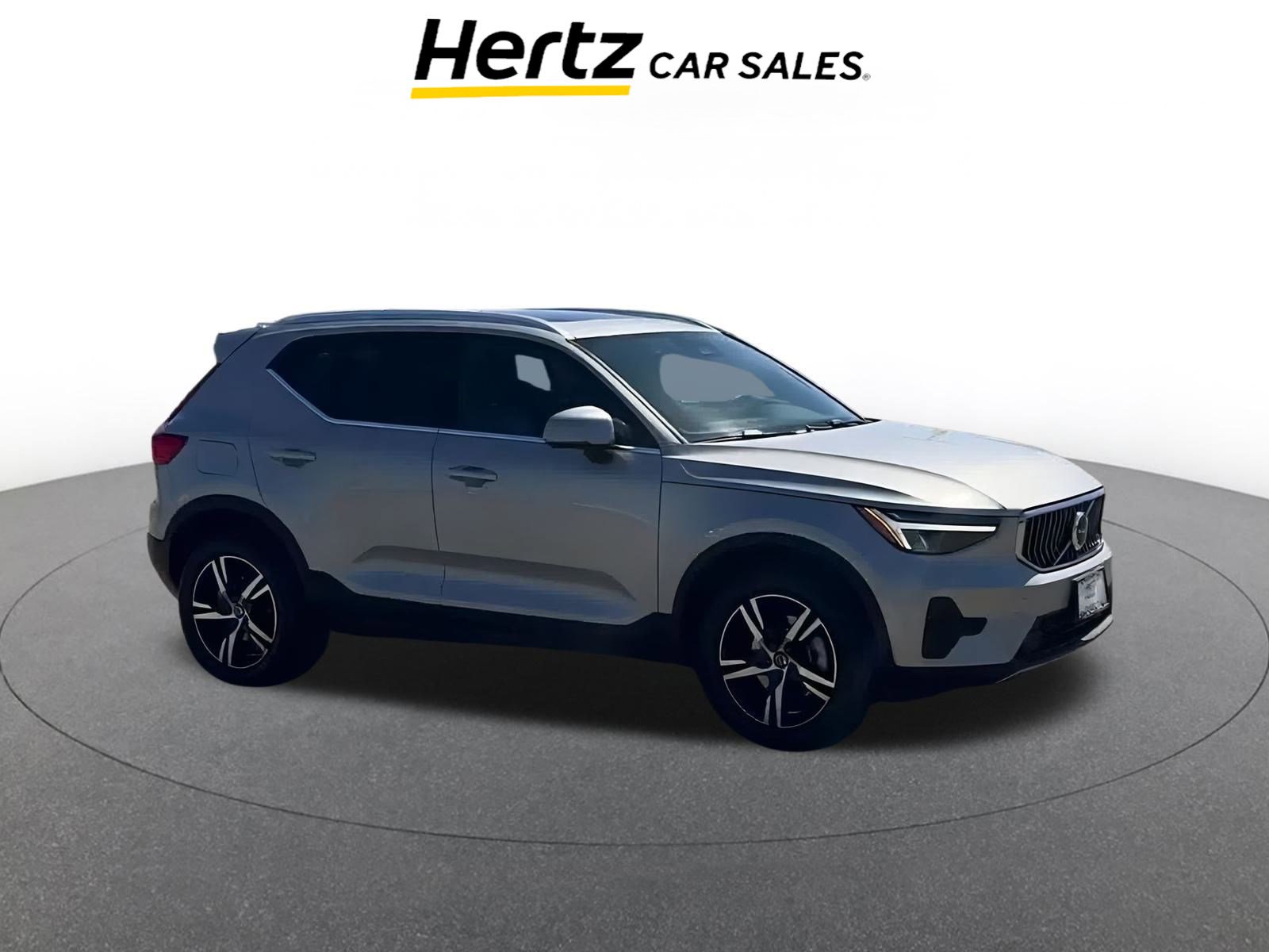 Used 2024 Volvo XC40 B5 Core