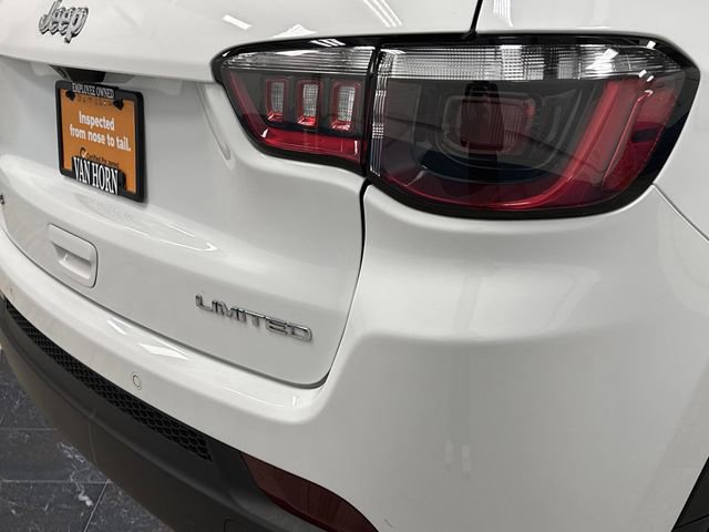 Used 2024 Jeep Compass Limited image 30