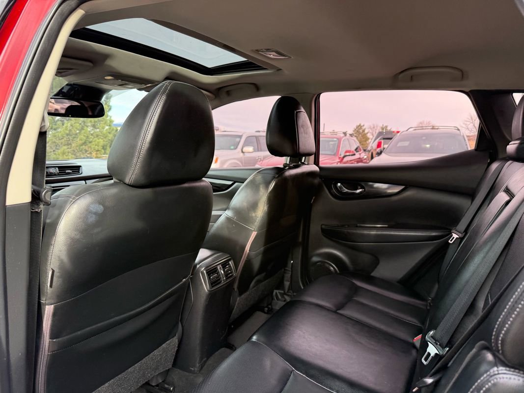 Used 2021 Nissan Rogue Sport SL w/ Premium Package image 18