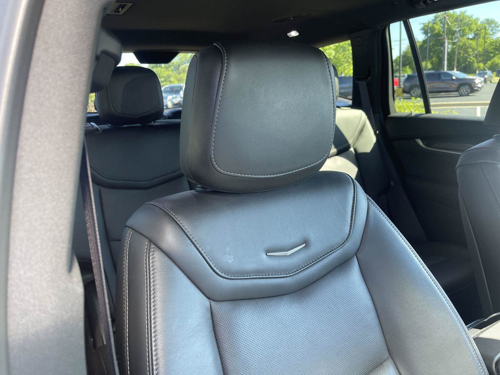 Used 2024 Cadillac XT6 Premium Luxury w/ LPO, Floor Liner Package AWD/4WD image 39