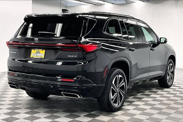 Used 2025 Buick Enclave Sport Touring w/ Power Package image 12