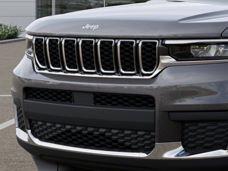 New 2025 Jeep Grand Cherokee L Laredo w/ Luxury Tech Group I AWD/4WD image 34