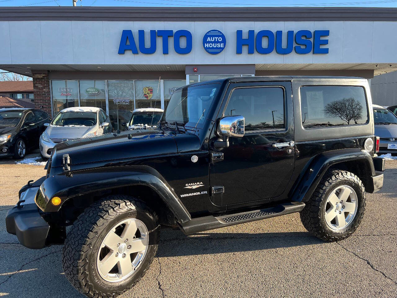 Used 2011 Jeep Wrangler Sahara image 1