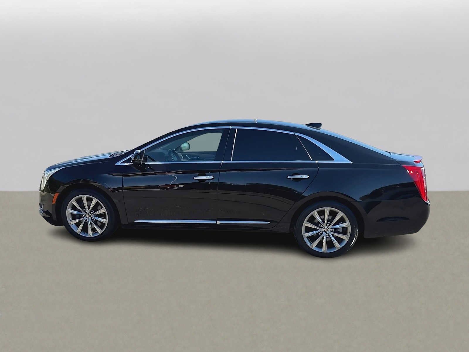 Used 2015 Cadillac XTS w/ Rear Seat Comfort Package FWD image 5