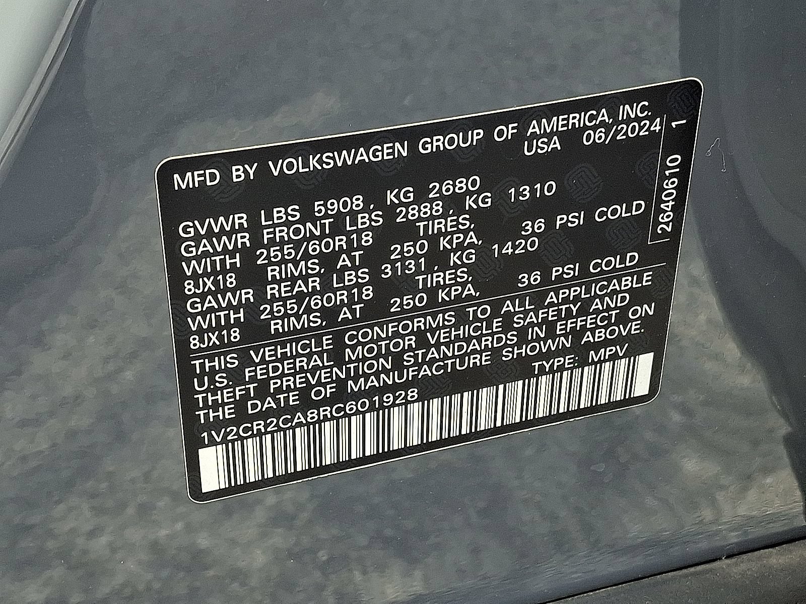 Used 2024 Volkswagen Atlas Peak Edition SE AWD/4WD image 27