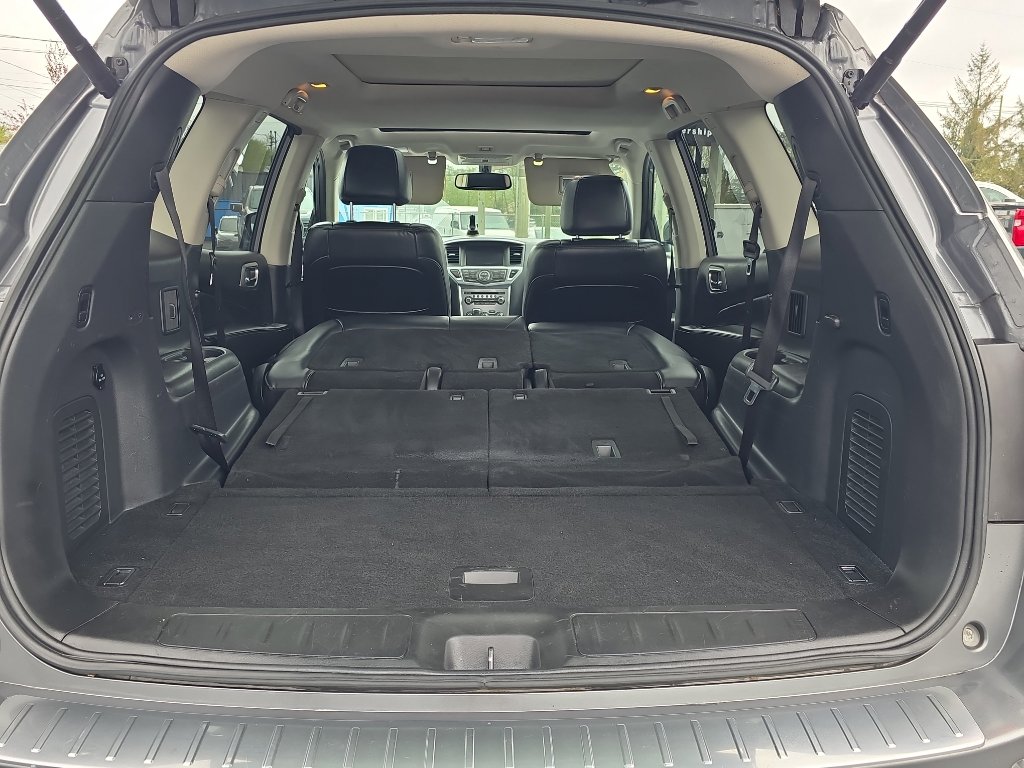 Used 2017 Nissan Pathfinder SL w/ SL Premium Package AWD/4WD image 10