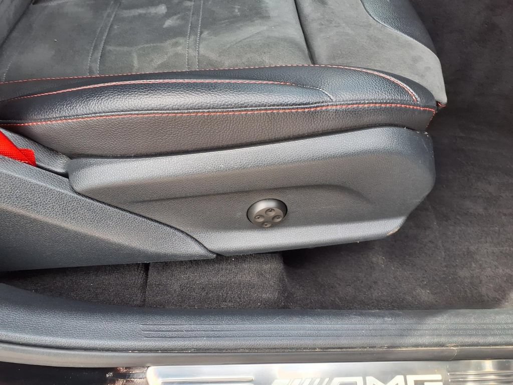 Used 2022 Mercedes-Benz GLC 43 AMG 4MATIC image 13