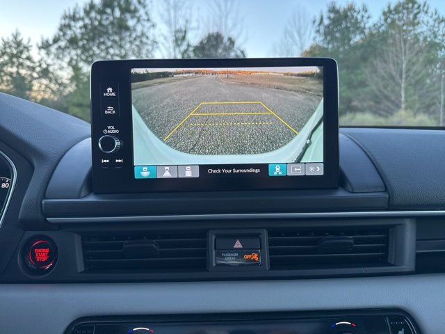 New 2025 Honda Pilot Touring image 24