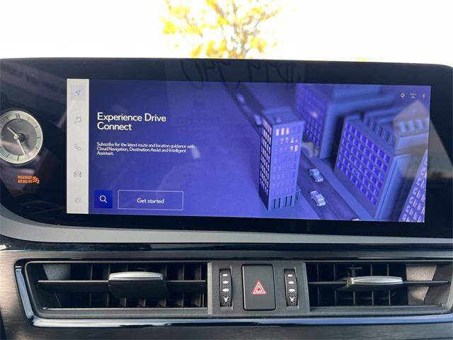 Certified 2025 Lexus ES 350 w/ Premium Package image 16