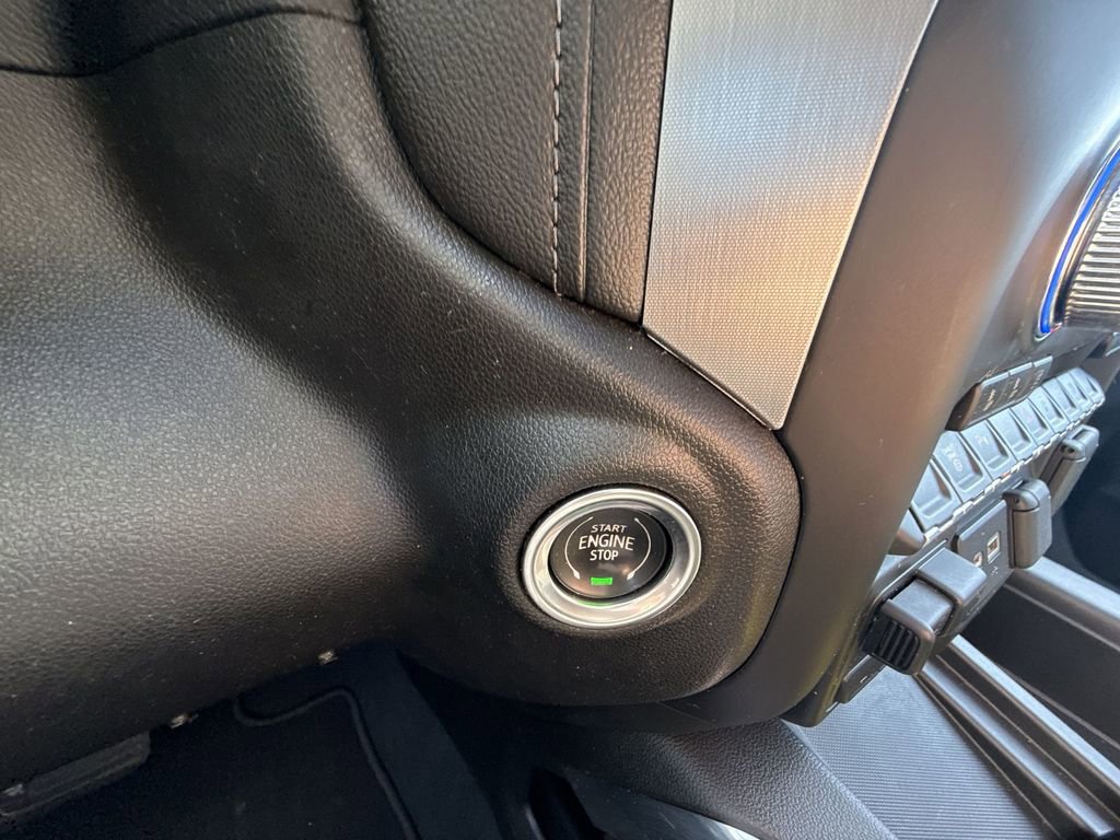 Certified 2022 GMC Sierra 2500 SLT w/ SLT Preferred Package image 23