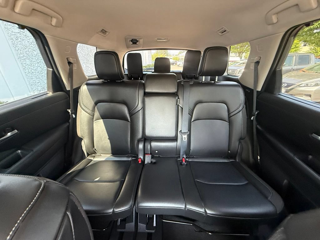 Certified 2025 Nissan Pathfinder SL AWD/4WD image 15