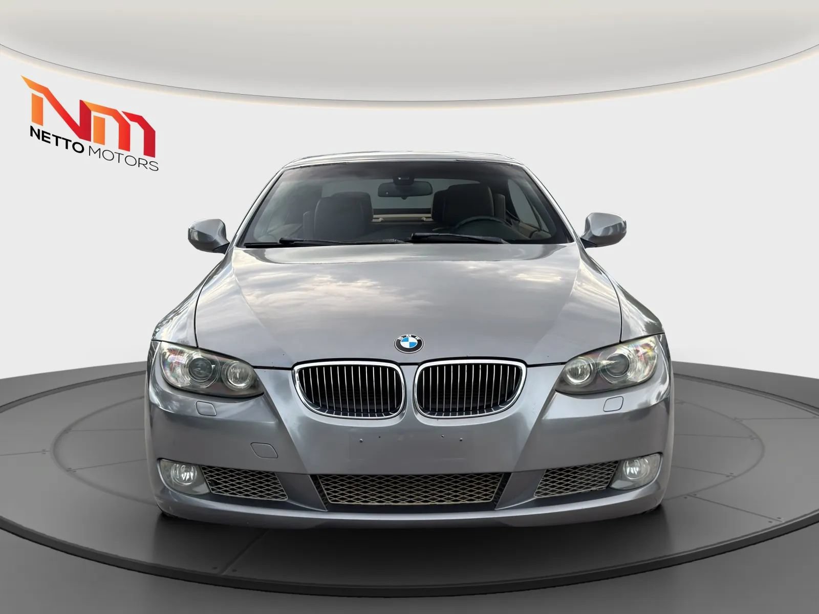 Used 2010 BMW 335i Convertible RWD image 10