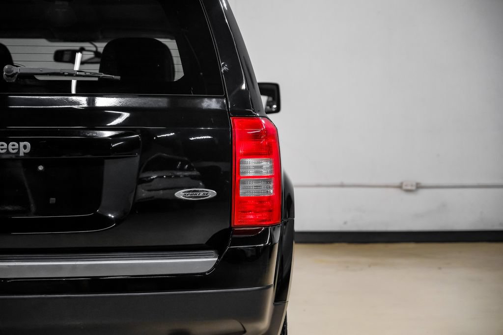 Used 2017 Jeep Patriot Sport w/ Power Value Group FWD image 49