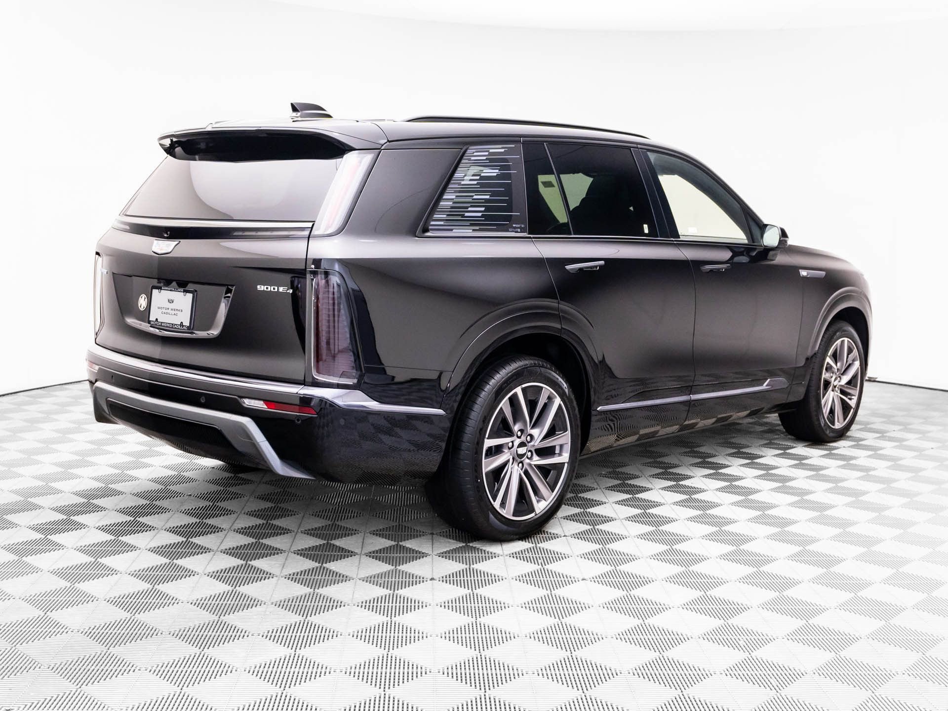 New 2026 Cadillac Vistiq Luxury w/ LPO, Floor Liner Package AWD/4WD image 6