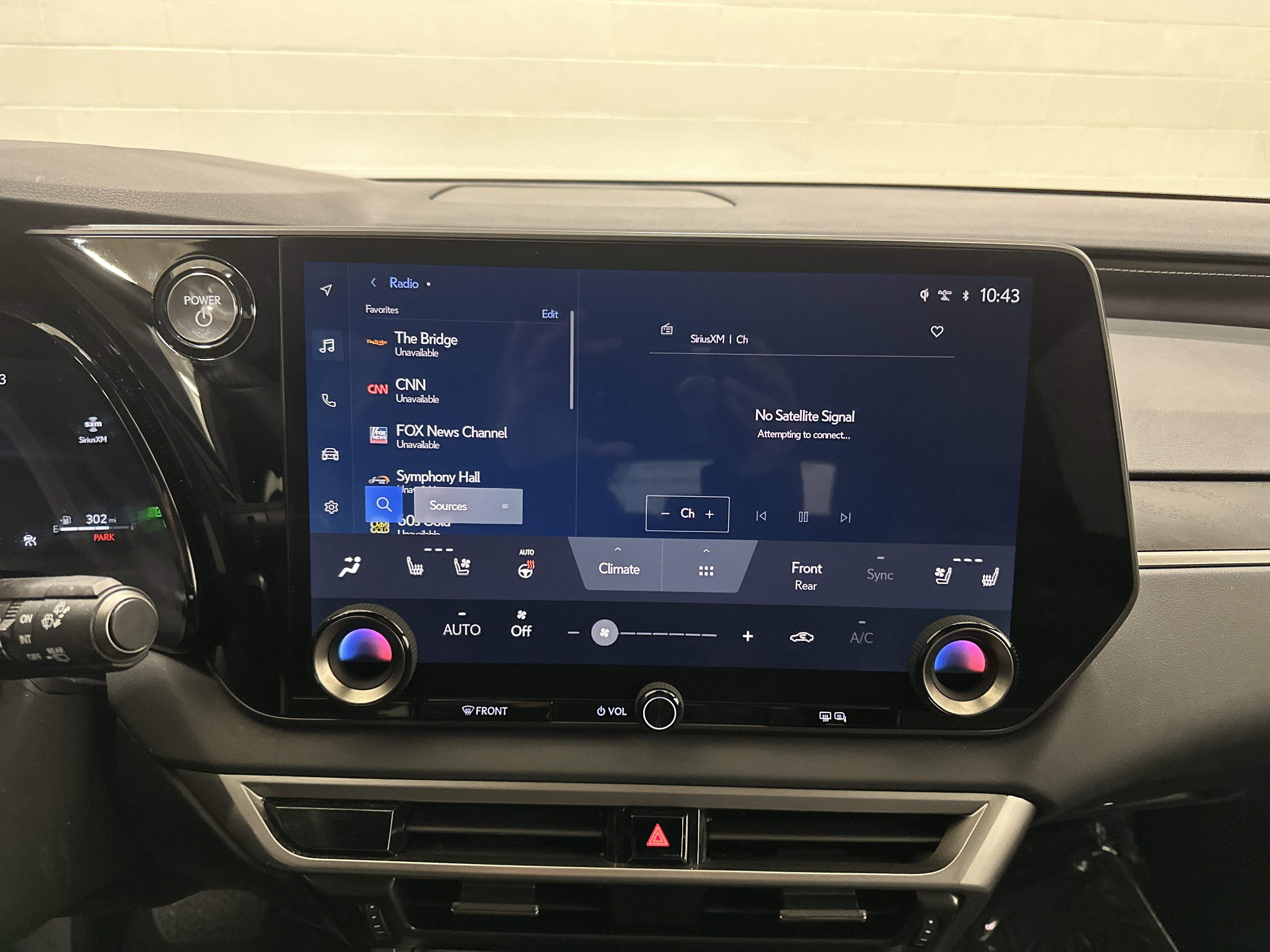 Certified 2025 Lexus RX 350h 350h Premium w/ Accessory Package image 23