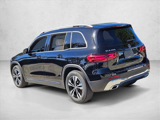 Used 2026 Mercedes-Benz GLB 250 image 8